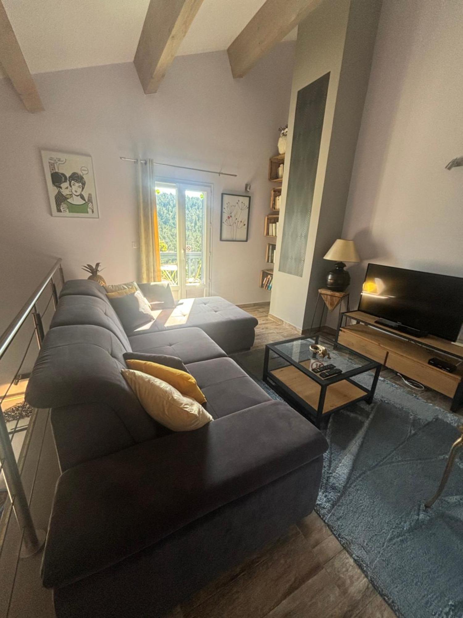 Bed and Breakfast L'Alpen Roc Caille Екстер'єр фото